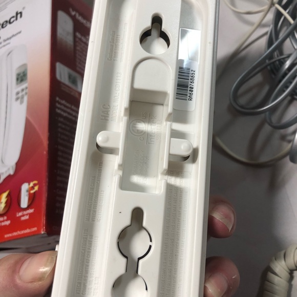 Corded Trimstyle Phone (CD1113WT) - with Caller Identification White Extra Chord - Picture 8 of 13